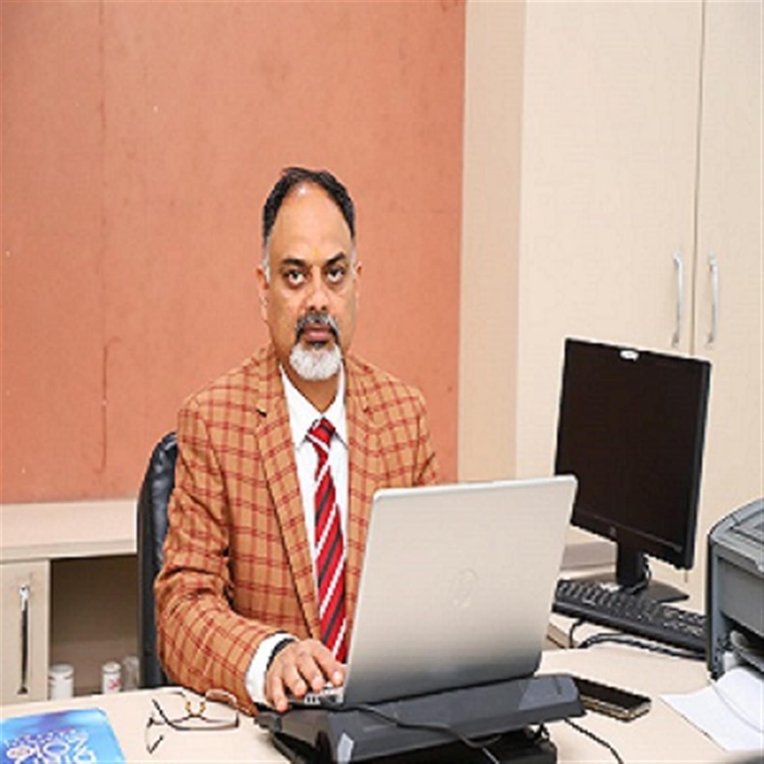 Dr. Rakesh Purohit